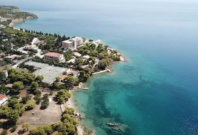 בית מלון כפרי Kalamaki Beach Resort