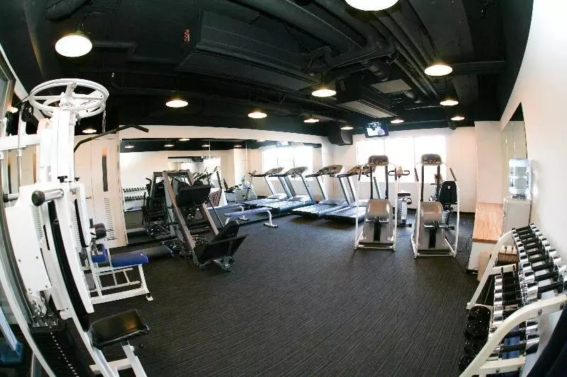 בית מלון כפרי Okinawa Kariyushi Urban Resort Naha