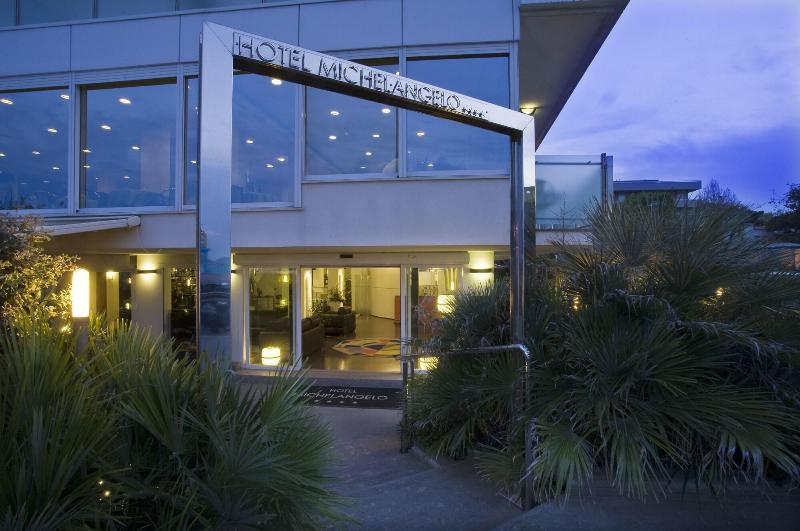 בית מלון כפרי Michelangelo