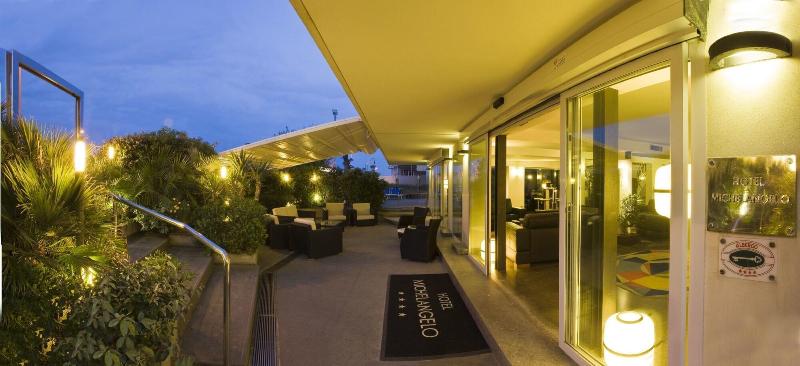 בית מלון כפרי Michelangelo