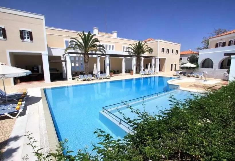 فندق Nissia Traditional Residences Spetses