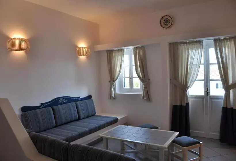 فندق Nissia Traditional Residences Spetses