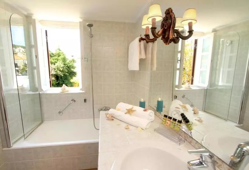 فندق Nissia Traditional Residences Spetses