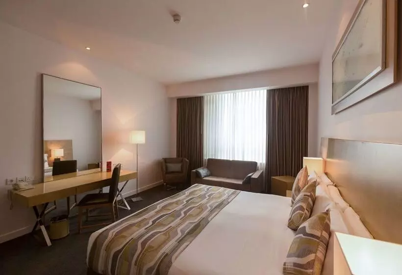 호텔 Park Plaza Cardiff