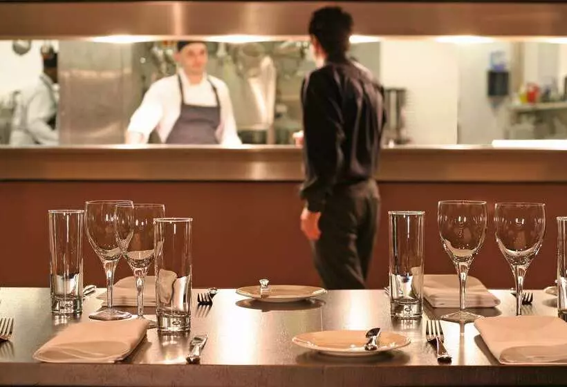 호텔 Park Plaza Cardiff