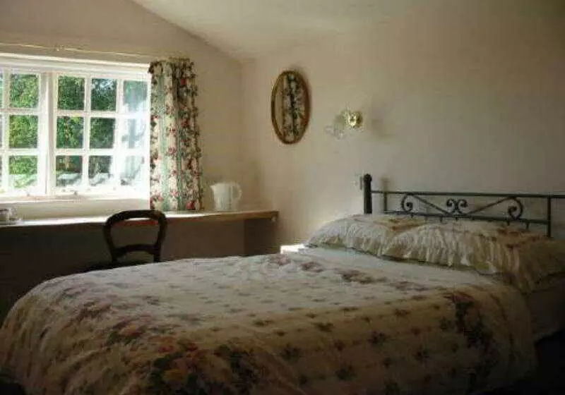 ホテル The Central