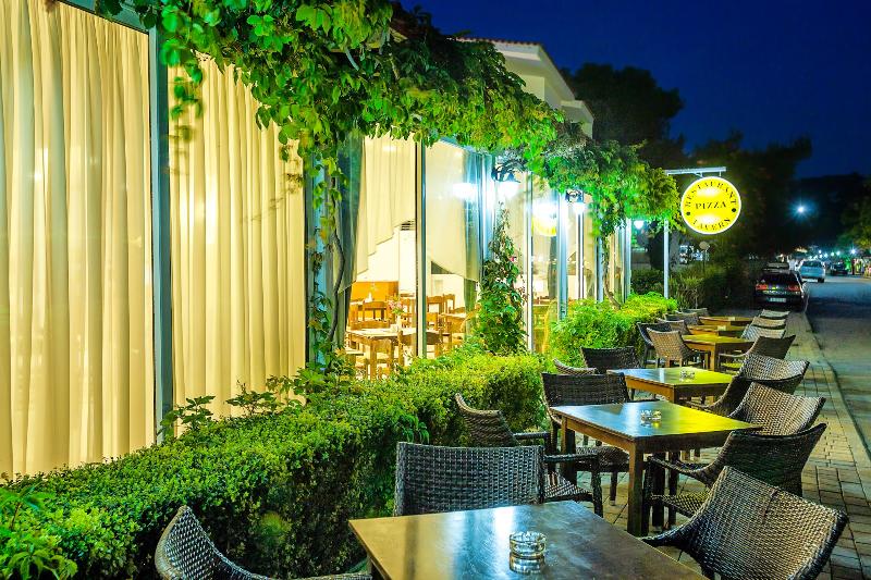 Hotel Xenios Dolphin Beach