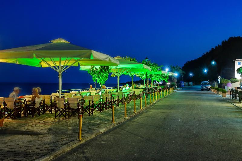 Hotel Xenios Dolphin Beach