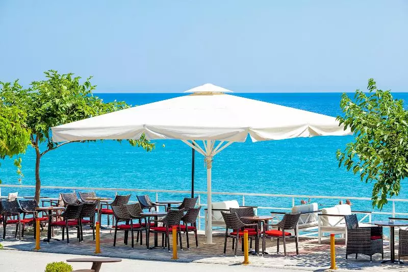 호텔 Xenios Dolphin Beach