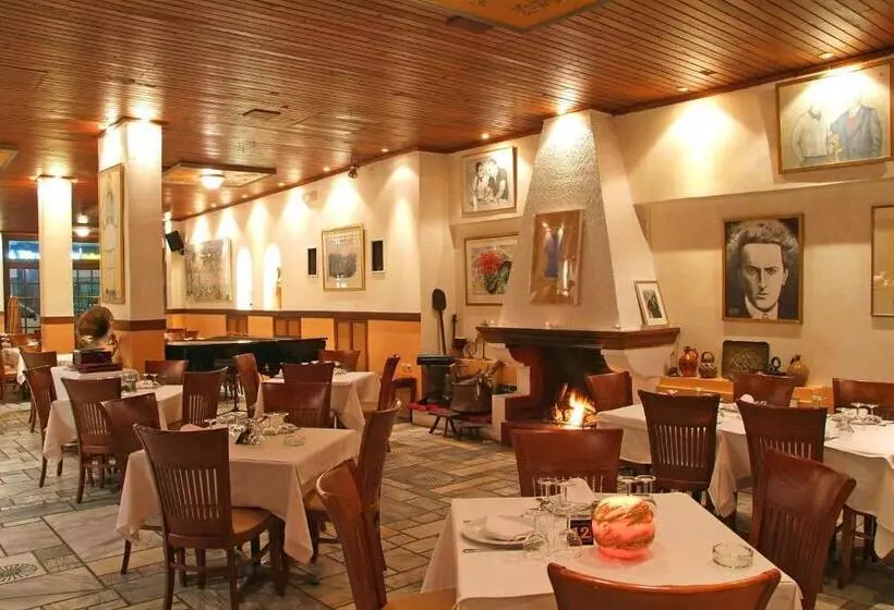 Iniohos Hotel Restaurant