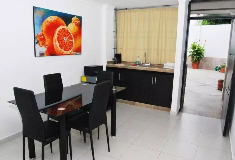 Apartamentos Las Piloneras