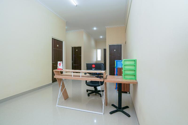 Hotel Riverside Residence By Oyo Rooms