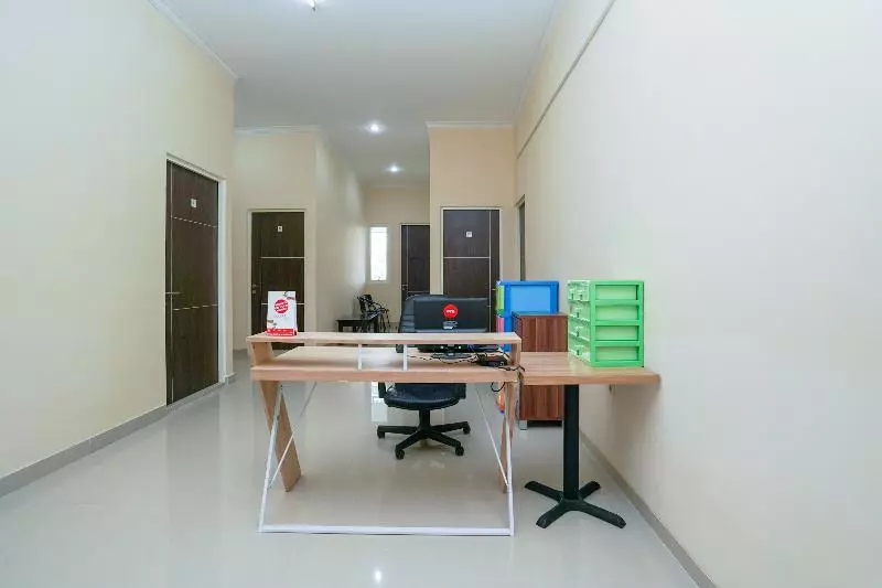 ホテル Riverside Residence By Oyo Rooms