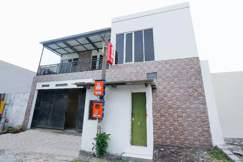 ホテル Riverside Residence By Oyo Rooms