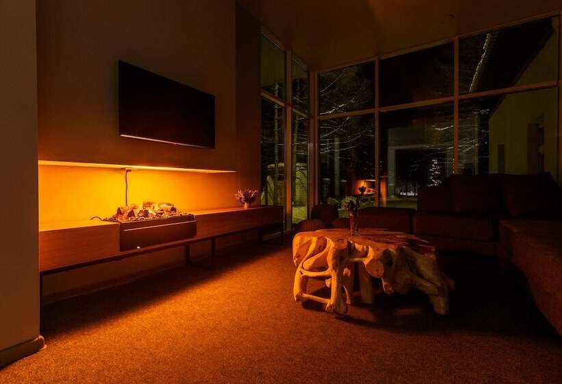 فندق ريفى Park Hotel Sobolinka