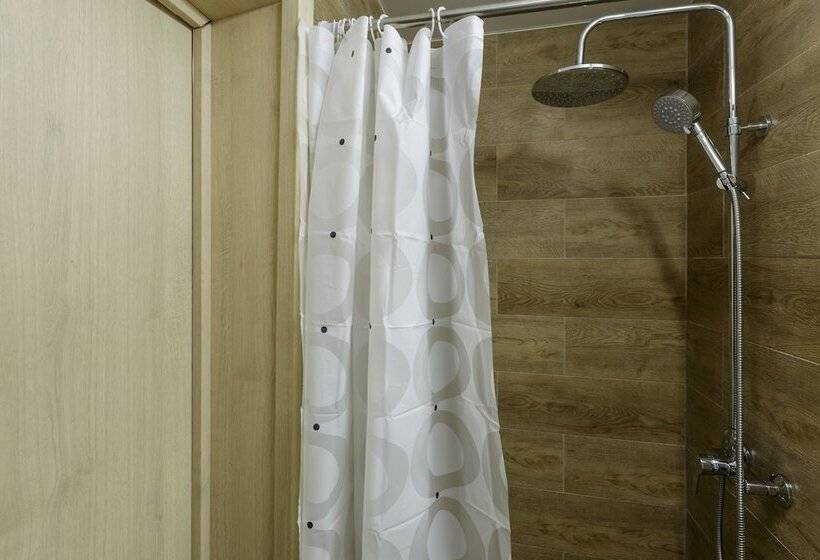 فندق ريفى Park Hotel Sobolinka