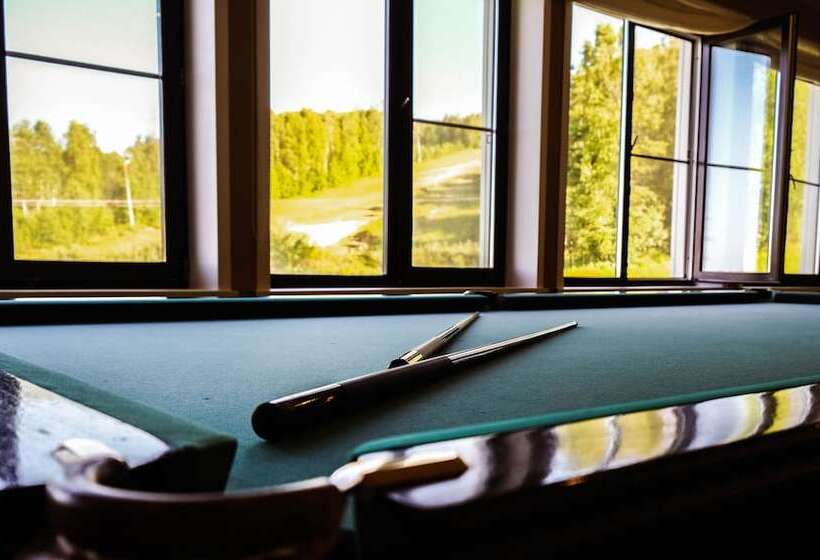 فندق ريفى Park Hotel Sobolinka