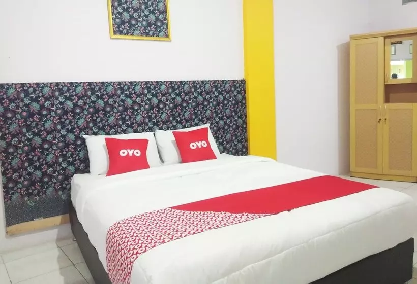Hotelli Wisma Gahalta Syariah By Oyo Rooms