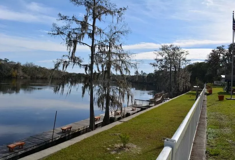 Hotelli Suwannee Gables