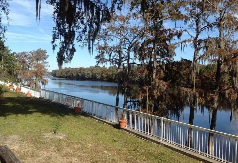 Hotelli Suwannee Gables