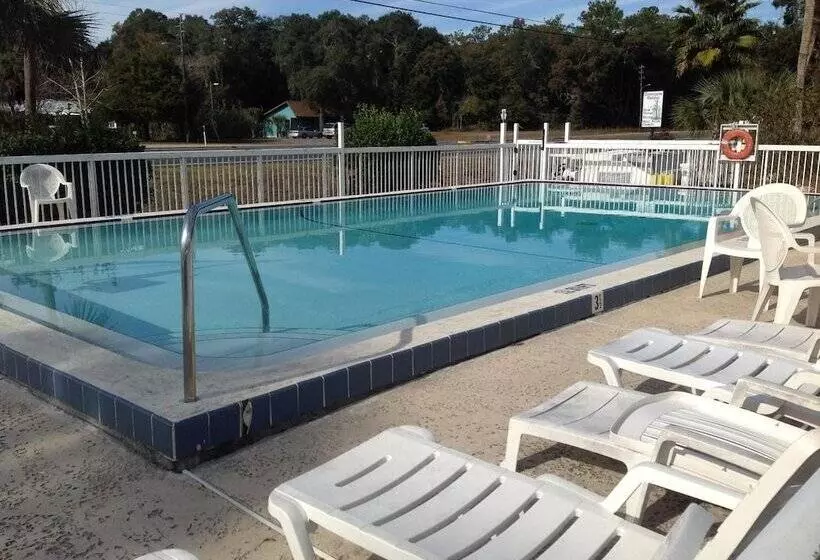 Hotelli Suwannee Gables