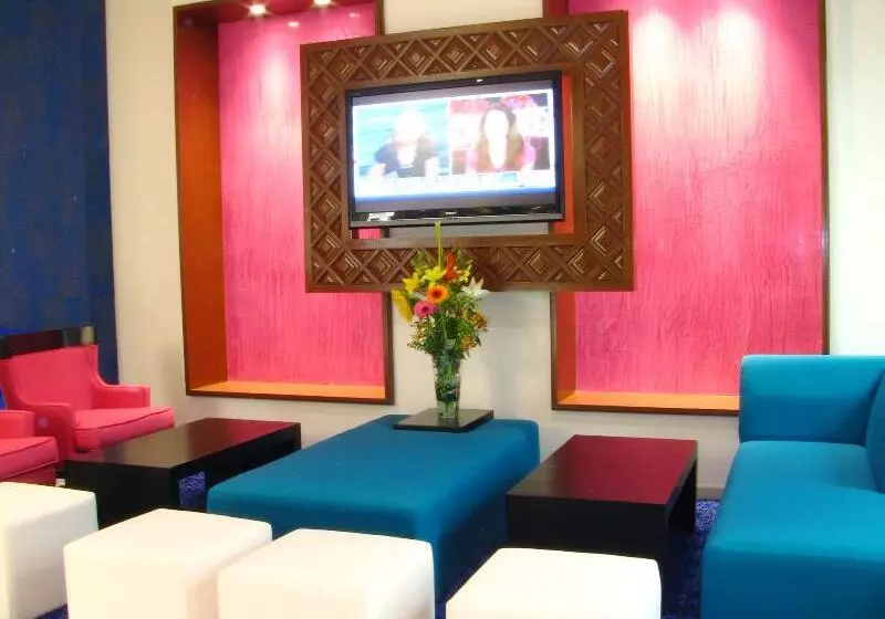 هتل Aranzazu Centro Historico