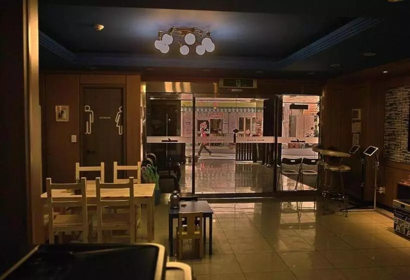 בית מלון כפרי At Home