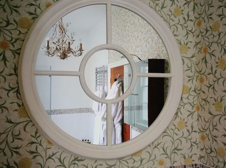 Hotel Chiseldon House