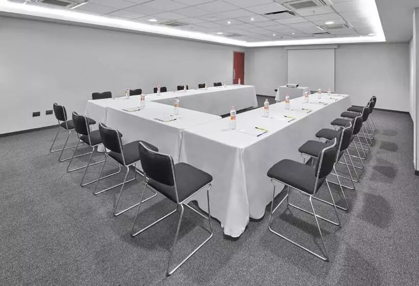 호텔 City Express By Marriott Monterrey Santa Catarina