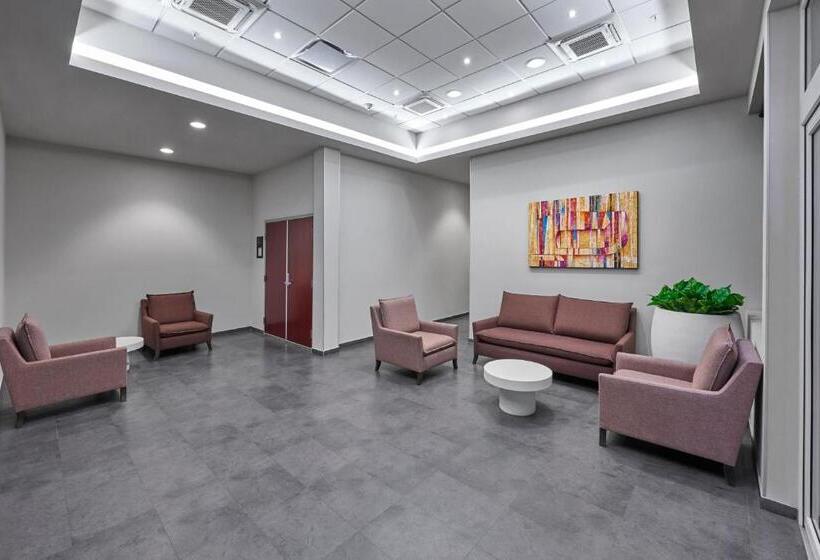 Отель City Express By Marriott Monterrey Santa Catarina