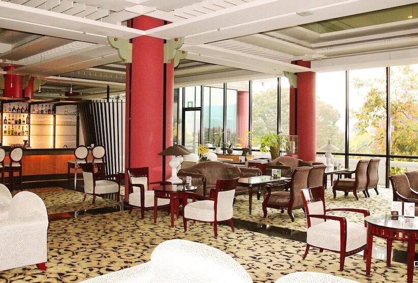 Commodore Hotel Gyeongju