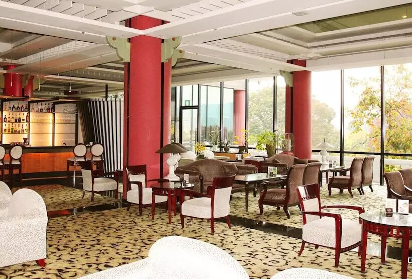 Commodore Hotel Gyeongju