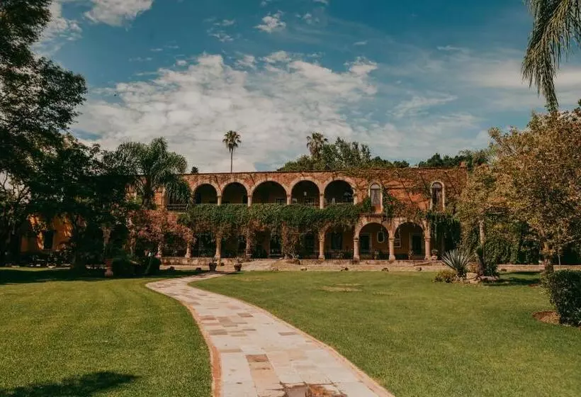 Hacienda El Carmen Hotel & Spa