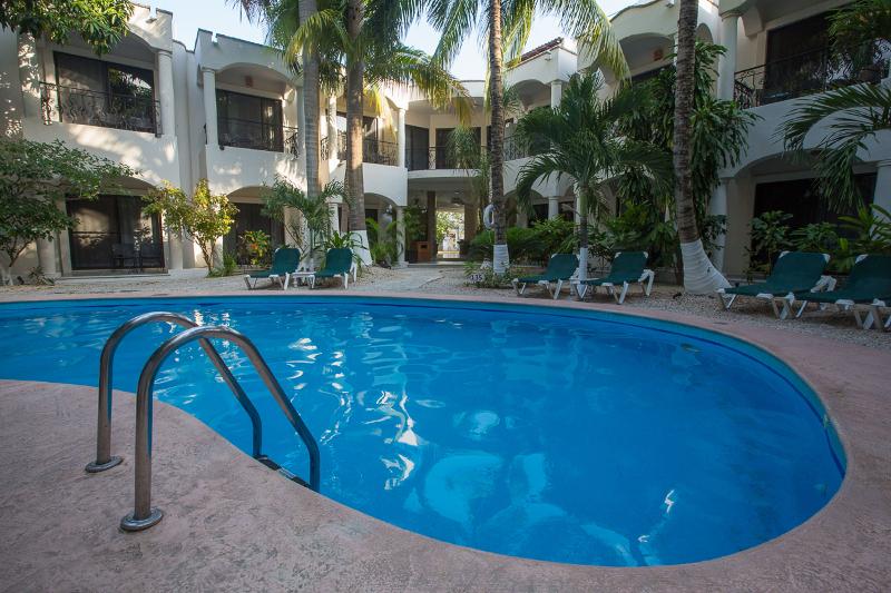 Отель Hacienda Paradise