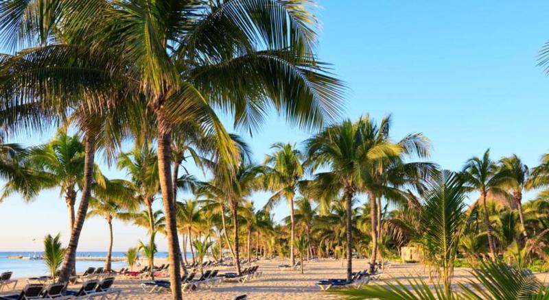 Отель Hacienda Paradise