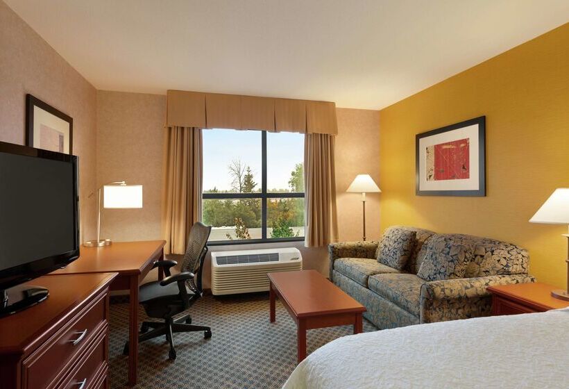 هتل Hampton Inn & Suites By Hilton Langley Surrey