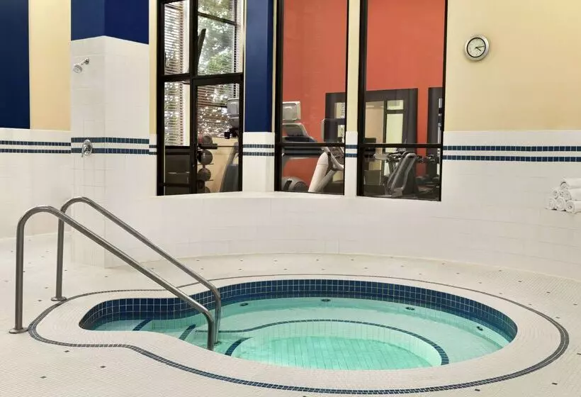 酒店 Hampton Inn & Suites By Hilton Langley Surrey