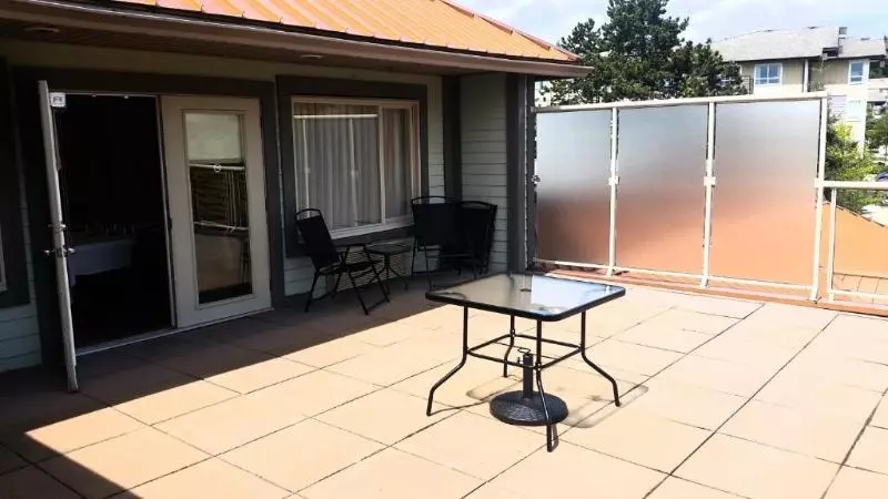 هتل Holiday Inn Victoria   Elk Lake, An Ihg