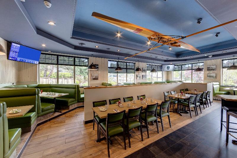 Szálloda Holiday Inn Victoria   Elk Lake, An Ihg