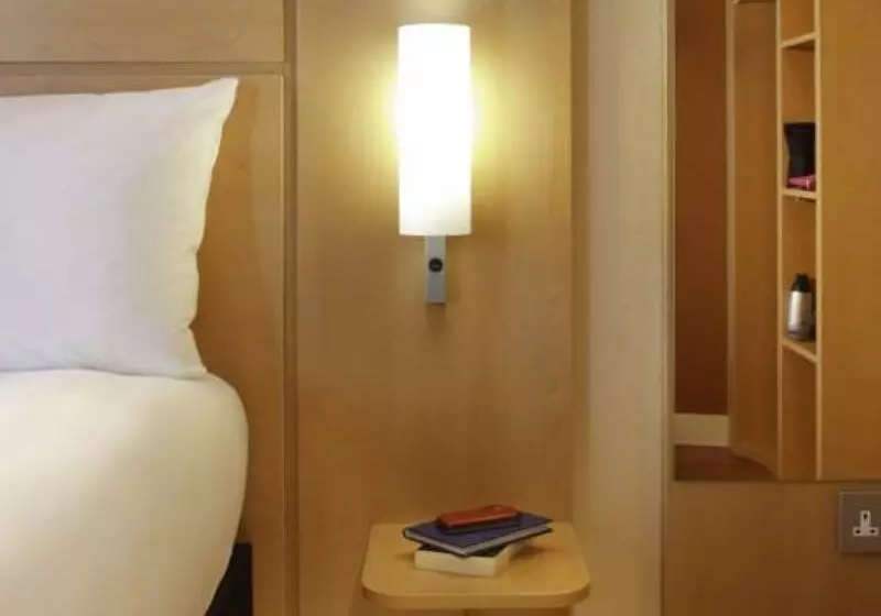 ホテル Ibis London Excel Docklands