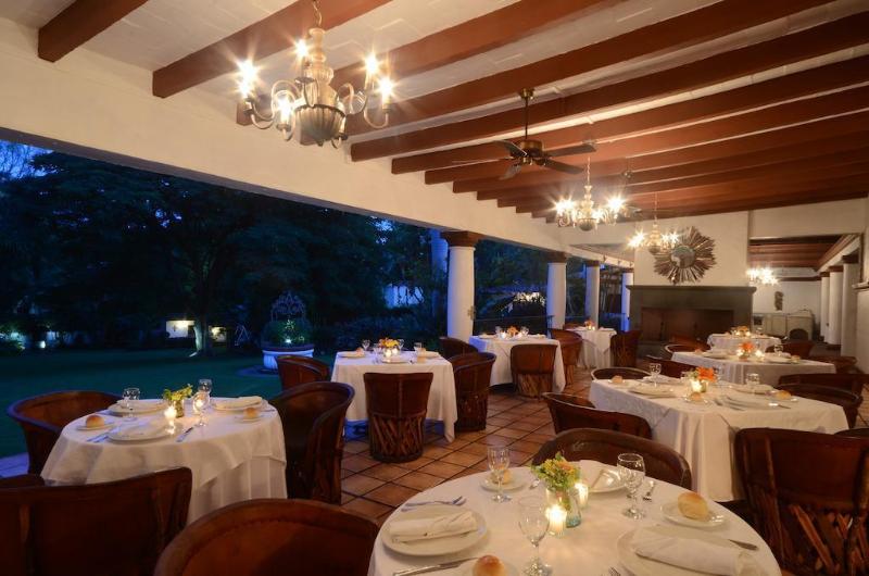 Отель Mision Grand Cuernavaca