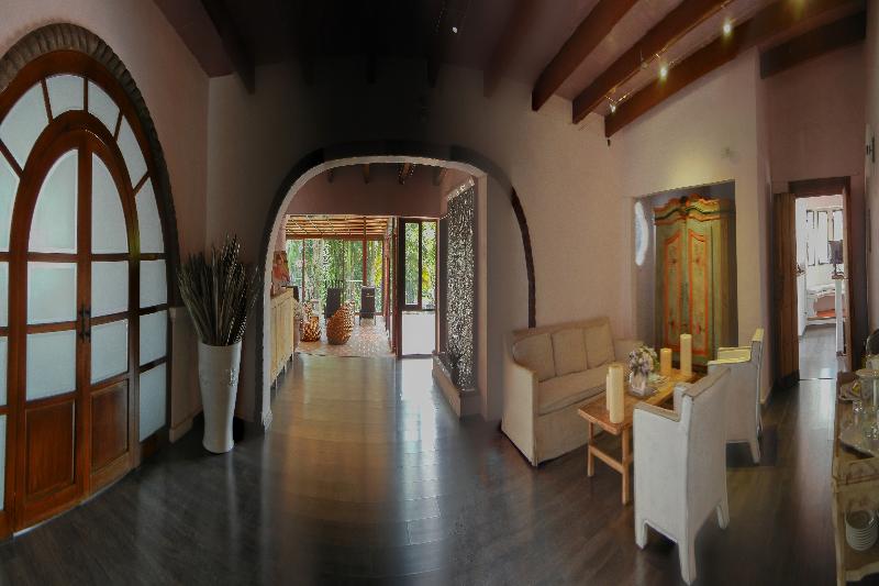 Отель Mision Grand Cuernavaca