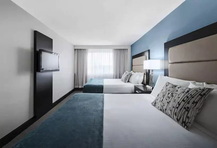 Ottawa Embassy Hotel & Suites