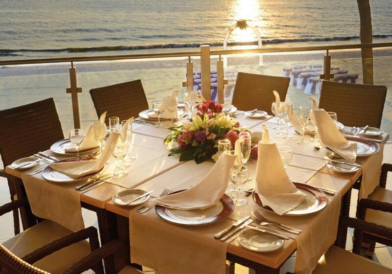 Hotel Riu Jalisco - All Inclusive