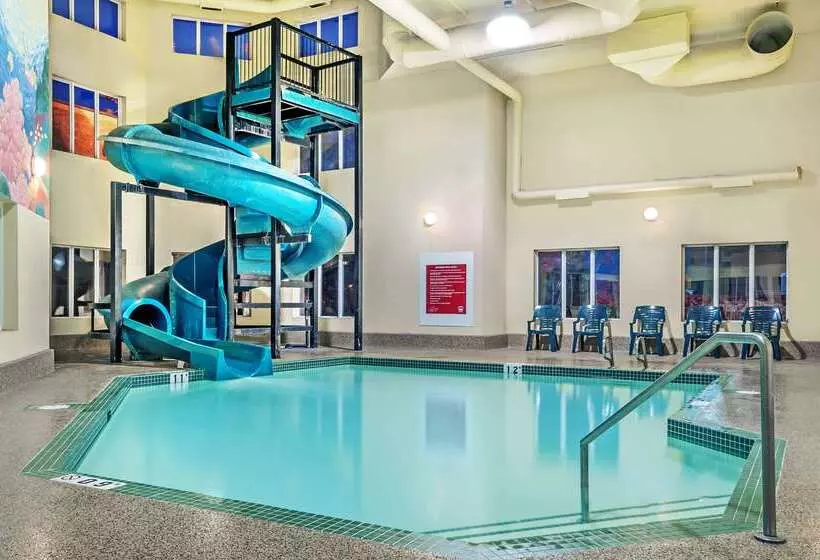 ホテル Super 8 By Wyndham Edmonton South