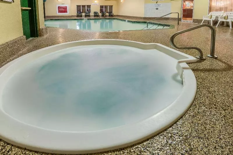 ホテル Super 8 By Wyndham Edmonton South