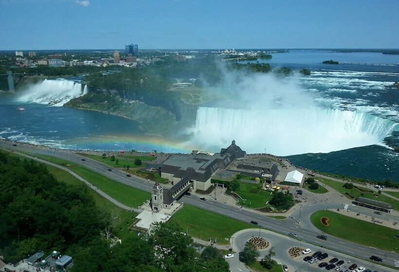 Tower Hotel At Fallsview