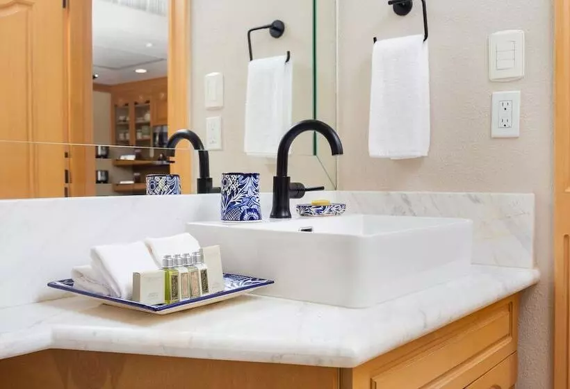 فندق Villa La Estancia Beach Resort & Spa