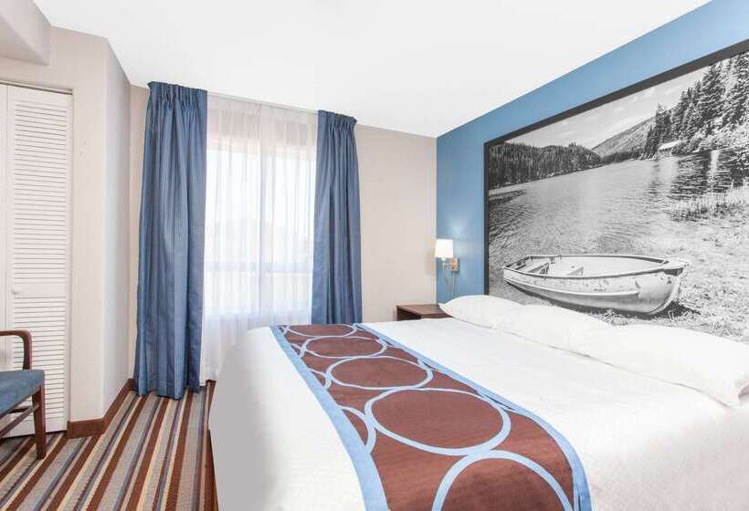 Motel Super 8 By Wyndham Fort Frances