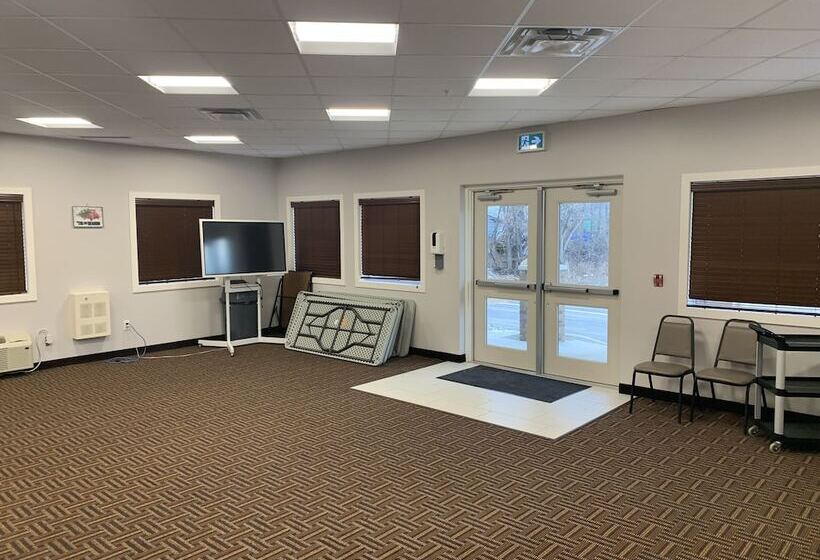 Motel Super 8 By Wyndham Fort Frances